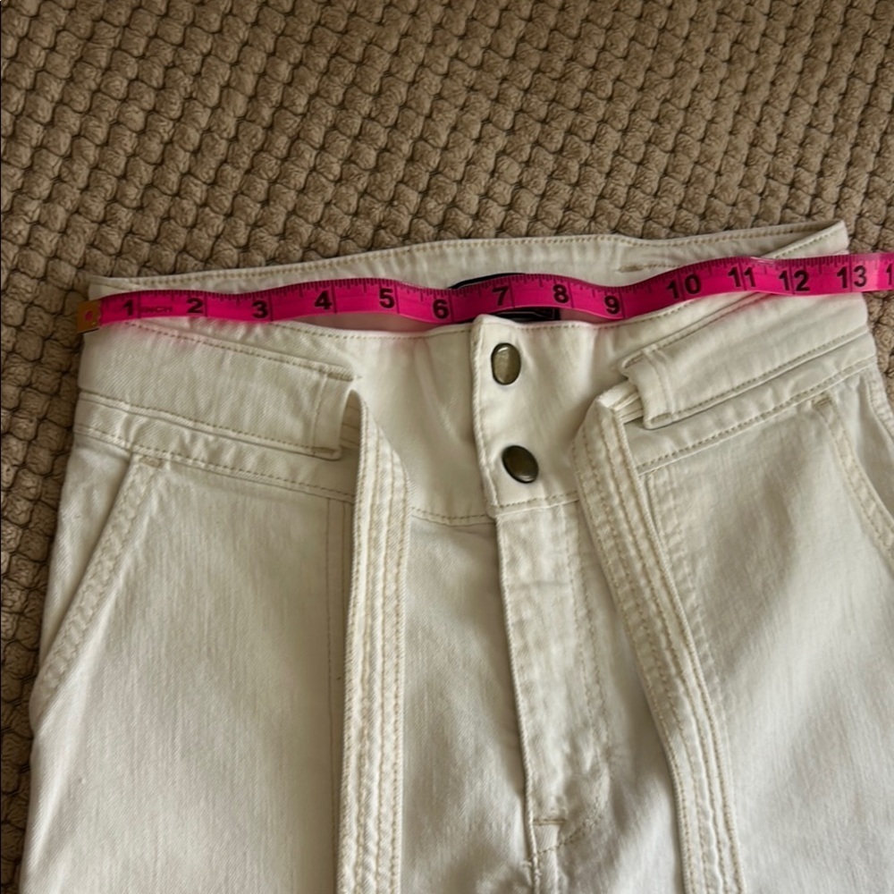 Abercrombie & Fitch Cream Ultra-High Rise Jeans - Picture 9 of 10